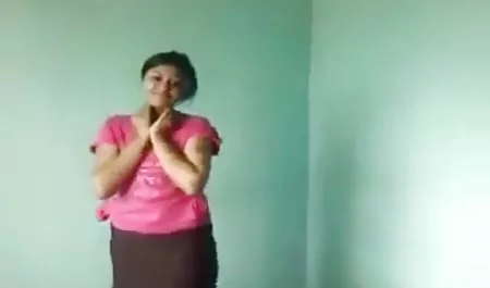 جوان زیبا جوجو سرقت نیست کلیپ سکس با مادرزن