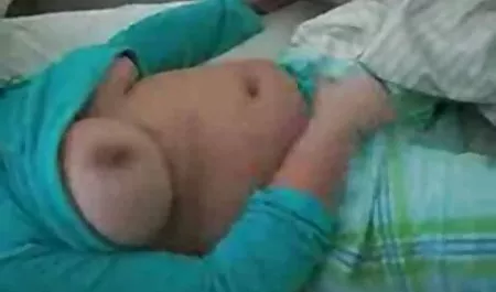 کوچک Katie St Ives, کون داستان سکس زوری با مادرزن